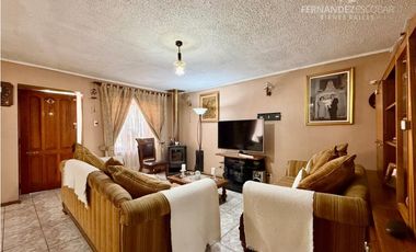 SAN FELIPE - VENDE CASA 5D 2B 4E - CONDELL