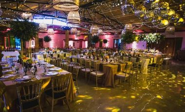 SAN ESTEBAN - VENDE PROPIEDAD CON SALÓN DE EVENTOS Y CASA DE HUESPEDES