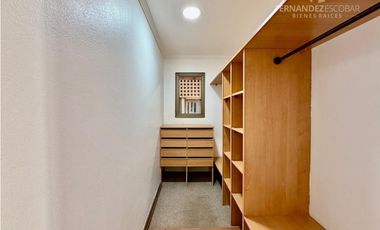 SAN ESTEBAN - VENDE CASA 3D 2B 2E COND. LOS SOLARES