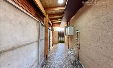 SAN ESTEBAN - VENDE CASA 3D 2B 2E COND LOS SOLARES