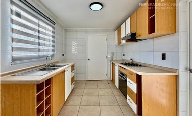 SAN ESTEBAN - VENDE CASA 3D 2B 2E COND LOS SOLARES