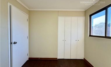 SAN ESTEBAN - VENDE CASA 3D 2B 2E COND LOS SOLARES