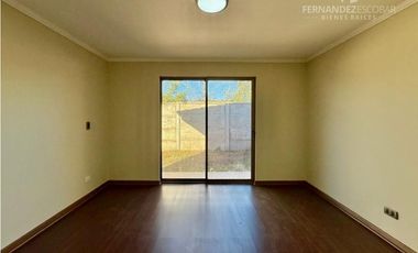 SAN ESTEBAN - VENDE CASA 3D 2B 2E COND LOS SOLARES