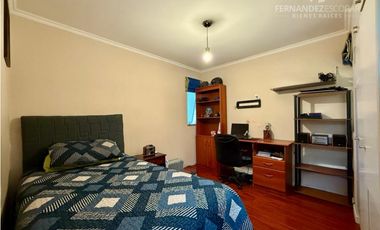 SAN FELIPE - VENDE CASA 3D 2B 2E - PORTONES DEL INCA