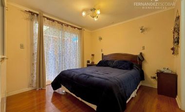 SAN FELIPE - VENDE CASA 3D 2B 2E - PORTONES DEL INCA