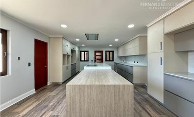 LOS ANDES - VENDE CASA 6D 8B 4E - LOS VILLARES