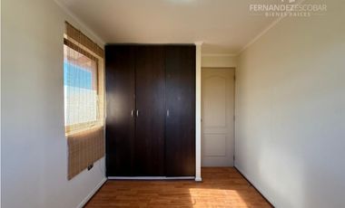 CALLE LARGA - VENDE CASA DE DOS PISOS 4D 3B COND. LOS MAITENES