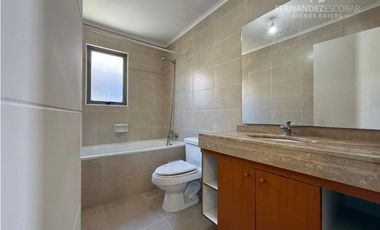 SAN ESTEBAN - VENDE CASA 3D 2B 1E COND. LOS SOLARES