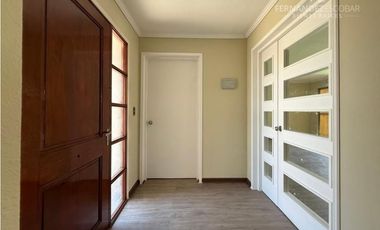 SAN ESTEBAN - VENDE CASA 3D 2B 1E COND. LOS SOLARES