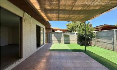 SAN ESTEBAN - VENDE CASA 3D 2B 1E COND. LOS SOLARES