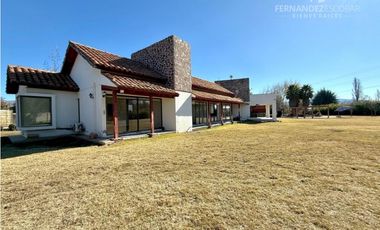 CALLE LARGA - VENDE | ARRIENDA PARCELA CON CASA 5D 5B - LOS VILLARES