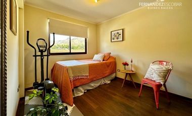 CALLE LARGA - VENDE CASA DOS PISOS 3D 3B PISCINA - CUMBRES DE AUCO