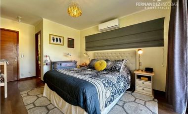 CALLE LARGA - VENDE CASA DOS PISOS 3D 3B PISCINA - CUMBRES DE AUCO