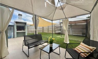 RINCONADA - ARRIENDA CASA 3D 3B COND LA ARBOLEDA