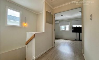 RINCONADA - ARRIENDA CASA 3D 3B COND LA ARBOLEDA