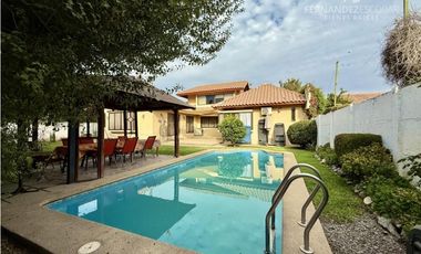 LOS ANDES - VENDE CASA 4D 3B PISCINA - COND. EL ENCANTO