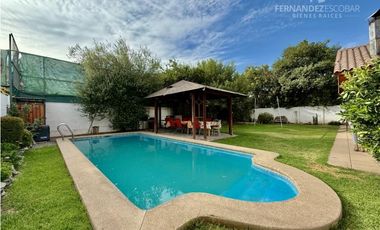 LOS ANDES - VENDE CASA 4D 3B PISCINA - COND. EL ENCANTO