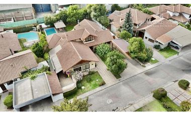 LOS ANDES - VENDE CASA 4D 3B PISCINA - COND. EL ENCANTO