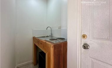 SAN ESTEBAN - ARRIENDA LOCALES COMERCIALES DE 21m2 - TOCORNAL