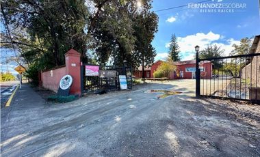 SAN ESTEBAN - ARRIENDA LOCALES COMERCIALES DE 21m2 - TOCORNAL