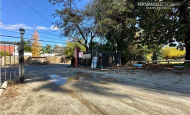 SAN ESTEBAN - ARRIENDA LOCALES COMERCIALES DE 21m2 - TOCORNAL