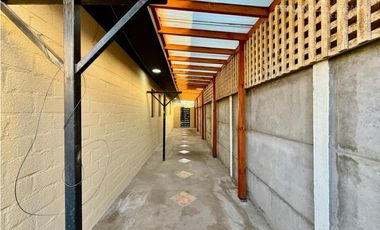 SAN ESTEBAN - VENDE CASA 3D 2B 2E COND. LOS SOLARES