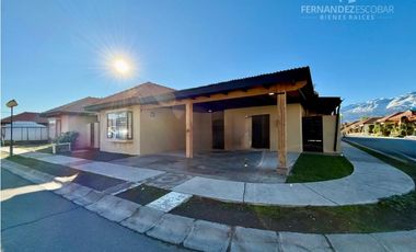 SAN ESTEBAN - VENDE CASA 3D 2B 2E COND. LOS SOLARES