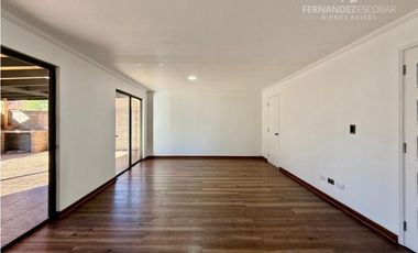 SAN ESTEBAN - VENDE CASA 3D 2B 2E COND. LOS SOLARES