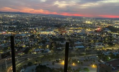 PH de lujo super amplio y con espectacular vista de toda la ciudad!