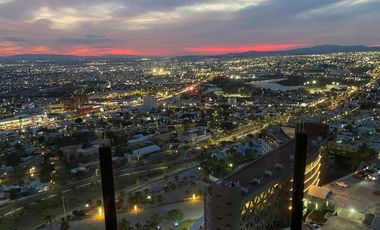 PH de lujo super amplio y con espectacular vista de toda la ciudad!