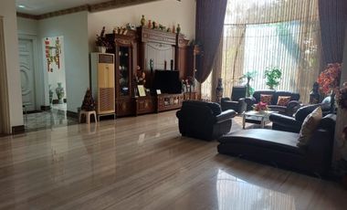 Rumah Mewah Luas Araya 2 Furnish