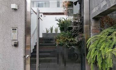 VENTA  DUPLEX CHACARILLA Y CASA EN CHACARILLA SAN BORJA