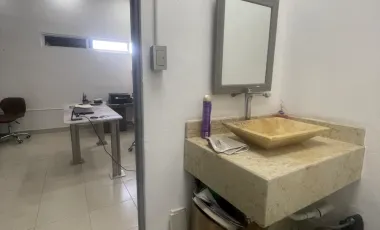 BODEGA CON OFICINAS EN LA UNION,TORREÓN COAHUILA