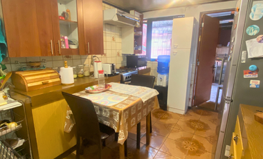 VENTA CASA ESQUINA, REGULARIZADA, 4D, 2B, E