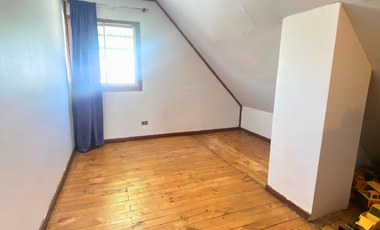 VENTA CASA ESQUINA, REGULARIZADA, 4D, 2B, E