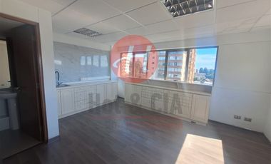 Oficina en Arriendo en Hochstetter
