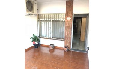 VENTA CASA 3 DORMITORIOS LOMAS DE ALBERDI
