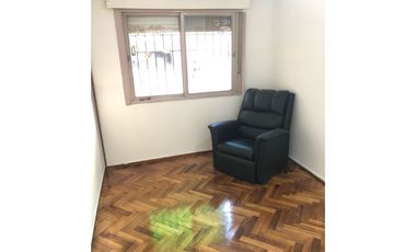 VENTA CASA 3 DORMITORIOS LOMAS DE ALBERDI