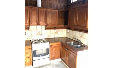 VENTA CASA 3 DORMITORIOS LOMAS DE ALBERDI