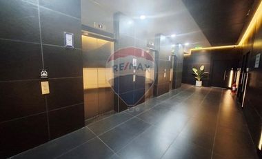 Oficina Nueva Con Estacionamiento - Av. La Dehesa