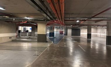 Oficina Moderna en Av. La Dehesa, 256m², Estac.