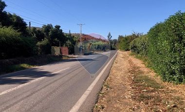 Parcela con Casa piscina y jardín en Melipilla