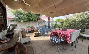 Casa amplia y con gran terreno