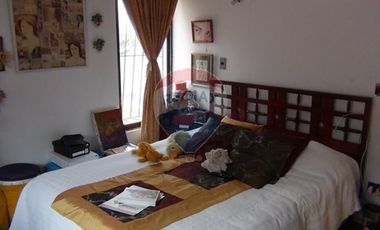 Casa amplia y con gran terreno