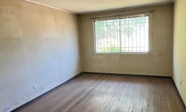 VENDE TERRENO 686 m2 y CASA en centro de Talca