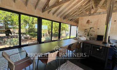 Casa estilo moderno en Condominio Las Brisas