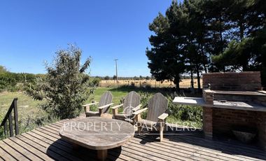 Casa estilo moderno en Condominio Las Brisas