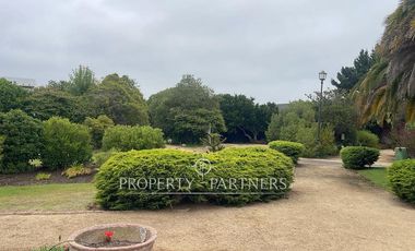 Casa estilo moderno en Condominio Las Brisas