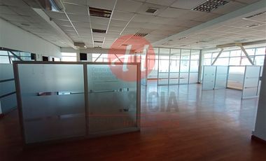 Oficina en Arriendo en Portales