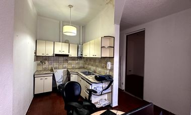 Casa tipo PH al frente a pasos de la estacion